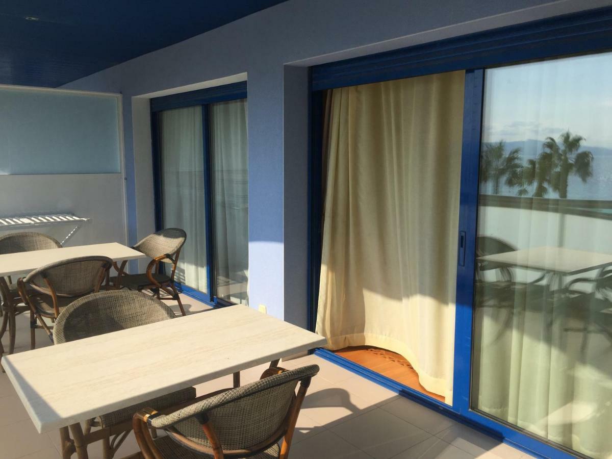 Apartamento En Playa Capellans 萨洛 外观 照片